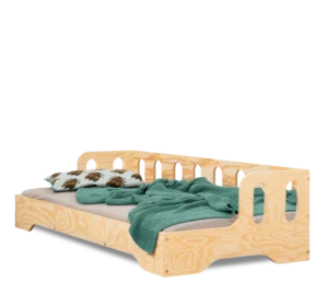 Letto in legno realizzato in compensato di pino color legno naturale con sponda dotata di aperture ovali