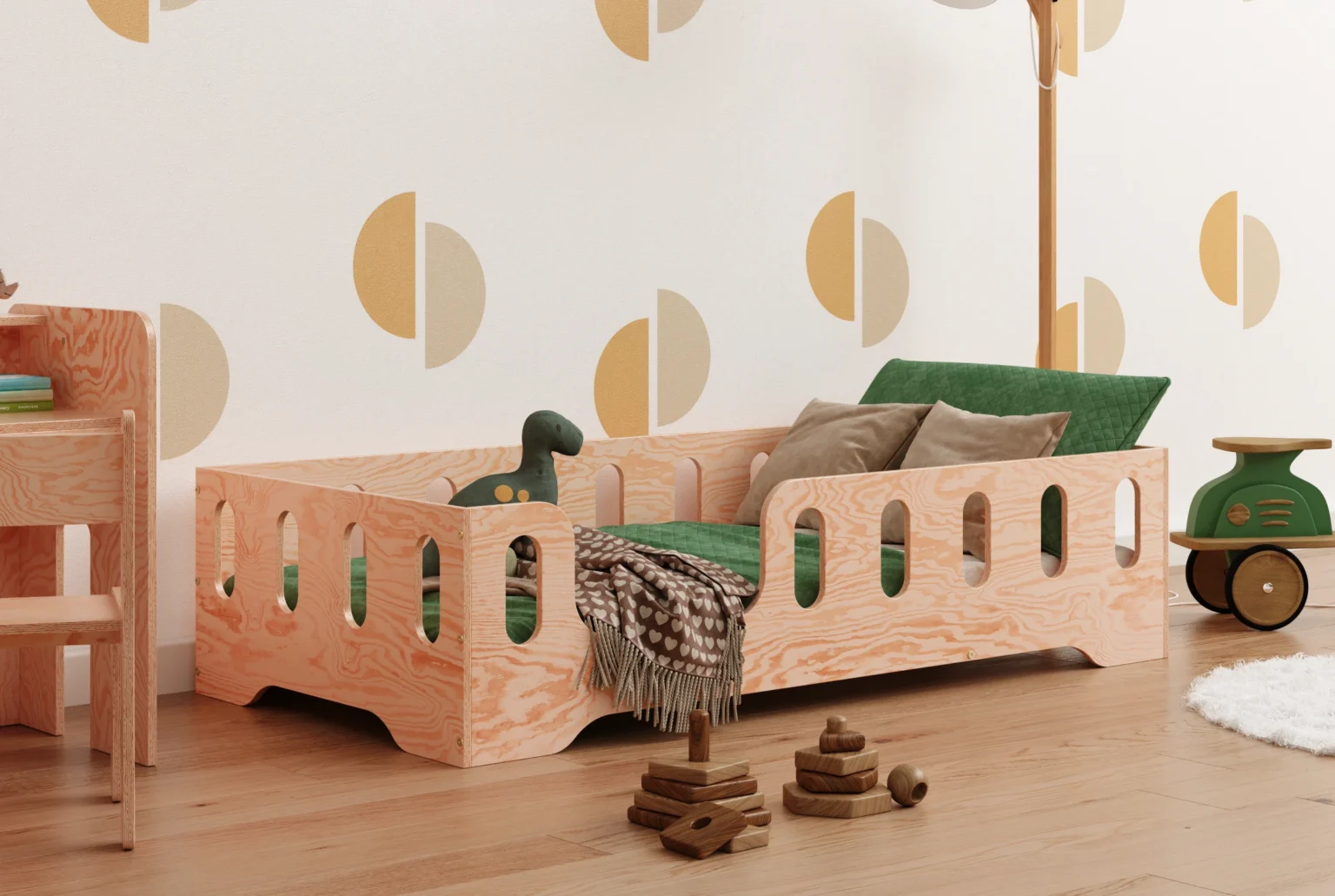 Letto singolo in legno per bambini con barriera di sicurezza e rete TILA 2 Montessori