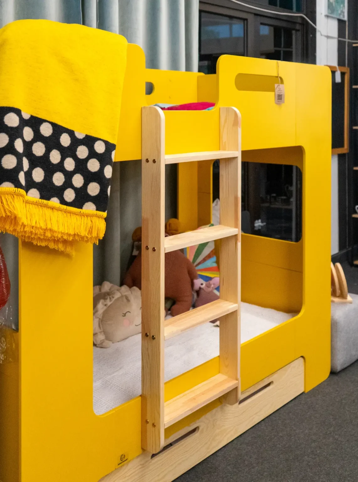 Lit superposé pour enfants en bois avec tiroir et sommier MIMI D Montessori